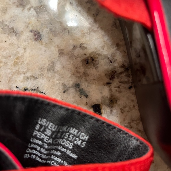 Kenneth Cole Reaction good used condition - Picture 6 of 6